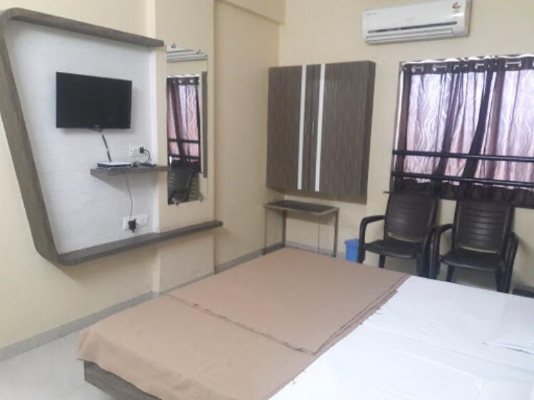 Hotel Vikas Palace Solapur Esterno foto